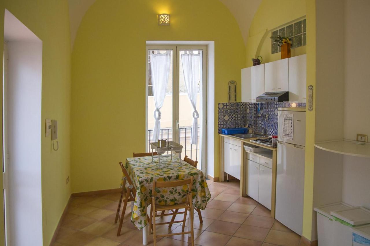 Il Borghetto Apartments&Rooms Procida Esterno foto