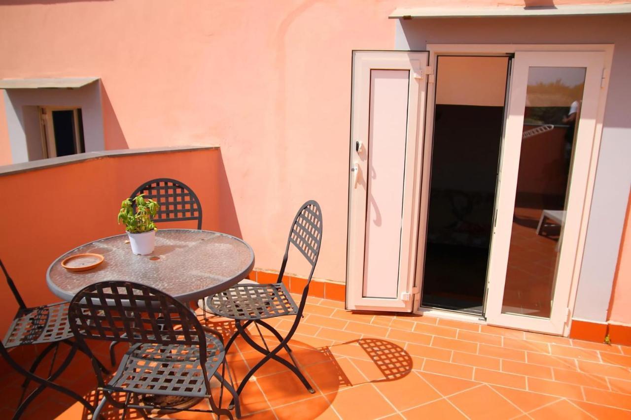 Il Borghetto Apartments&Rooms Procida Esterno foto